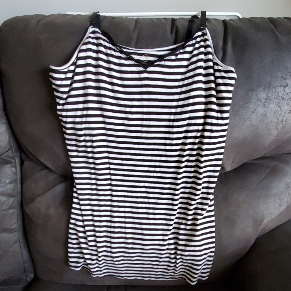 Jessica Simpson Maternity Breastfeeding Tank
